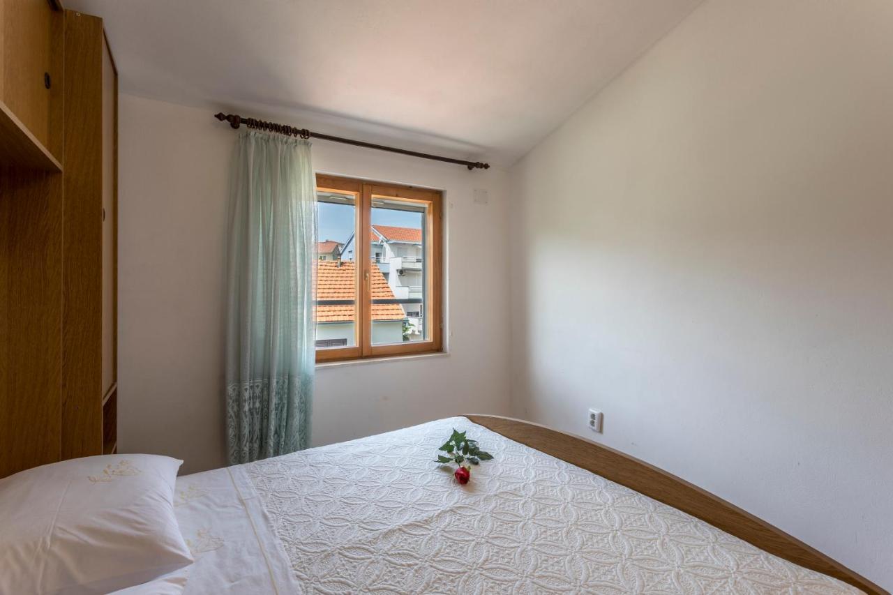 Apartmani Prkacin تروغير المظهر الخارجي الصورة