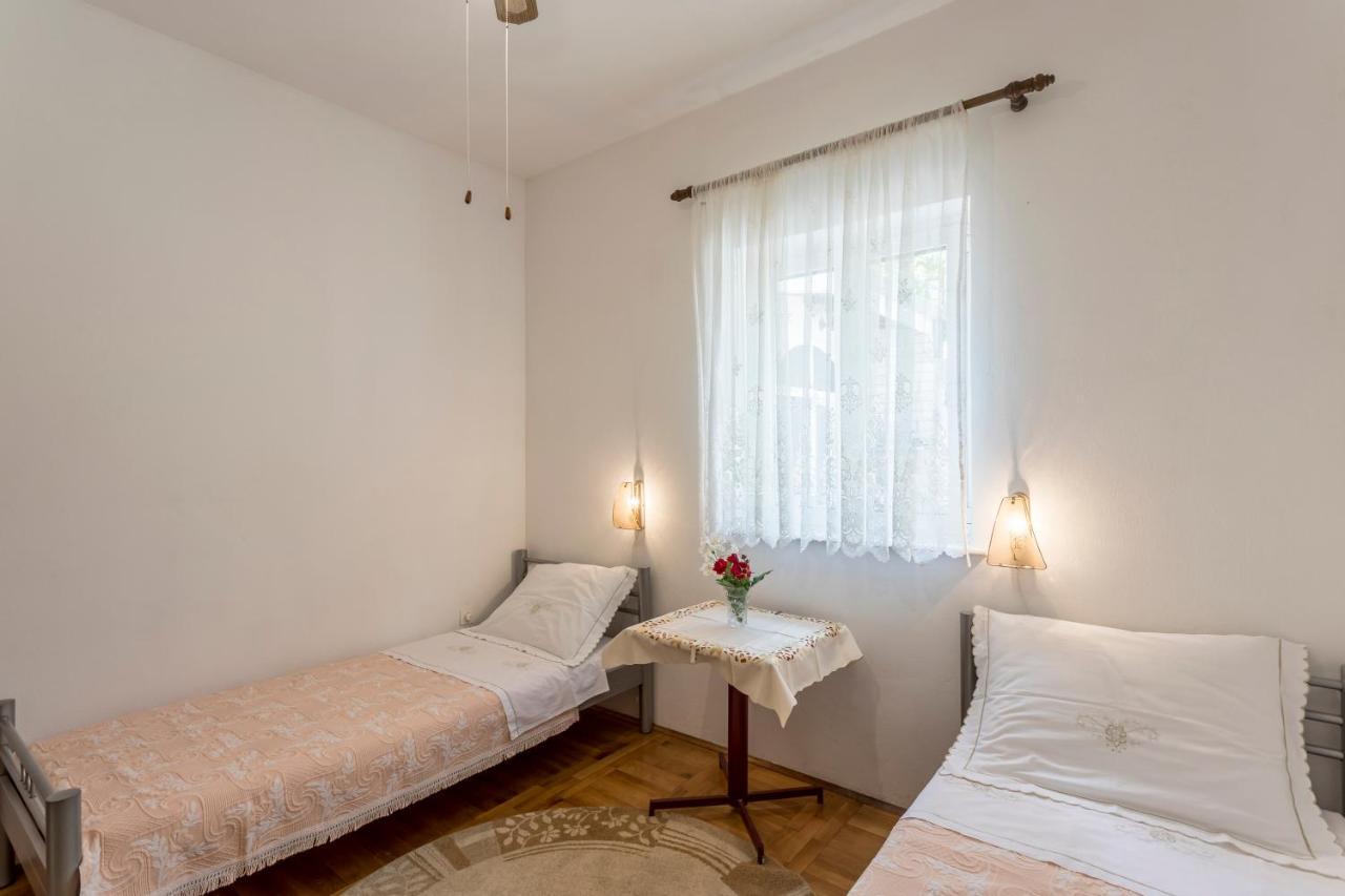 Apartmani Prkacin تروغير المظهر الخارجي الصورة