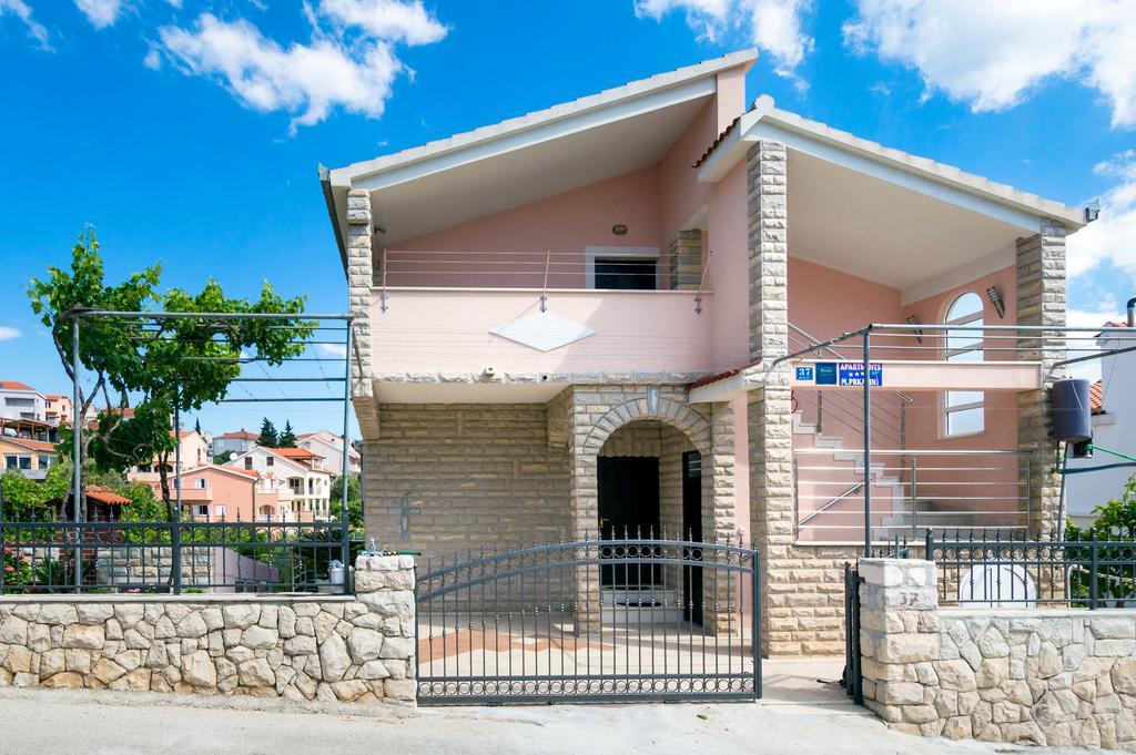 Apartmani Prkacin تروغير المظهر الخارجي الصورة